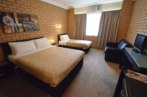 阿方德尔汽车旅馆 贝纳拉 外观 照片